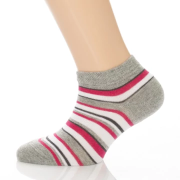 Gyerek titokzokni - szürke, piros, fehér, fekete, csíkos mintás