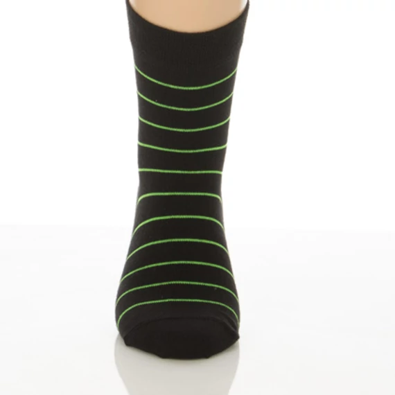 Gyerek zokni - Fekete zöld csíkos mintás